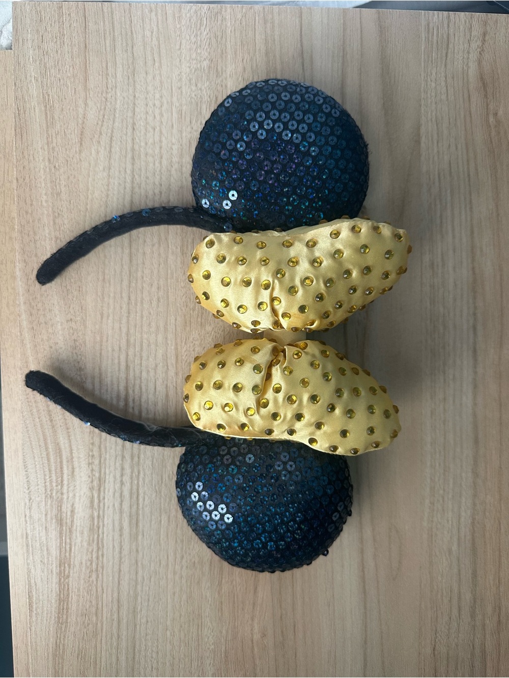 Disney Sequined Black and Gold Minnie Ear Headband